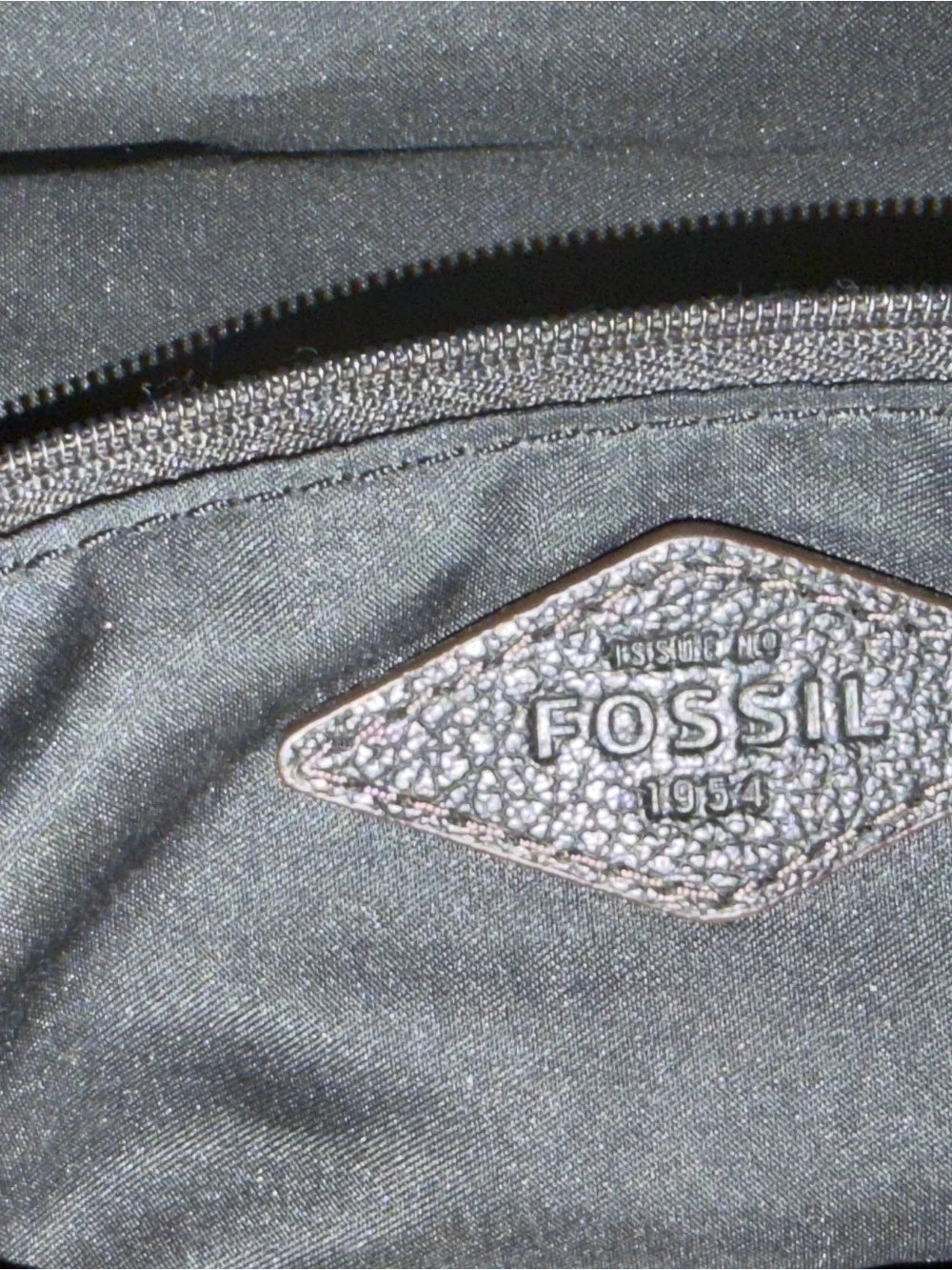 Fossil Peyton Black/Brown Pebbled Leather Double Flap Crossbody Boho Saddle Bag